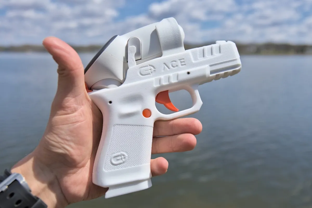 Ace 19 VR Handset - The Compact Standard