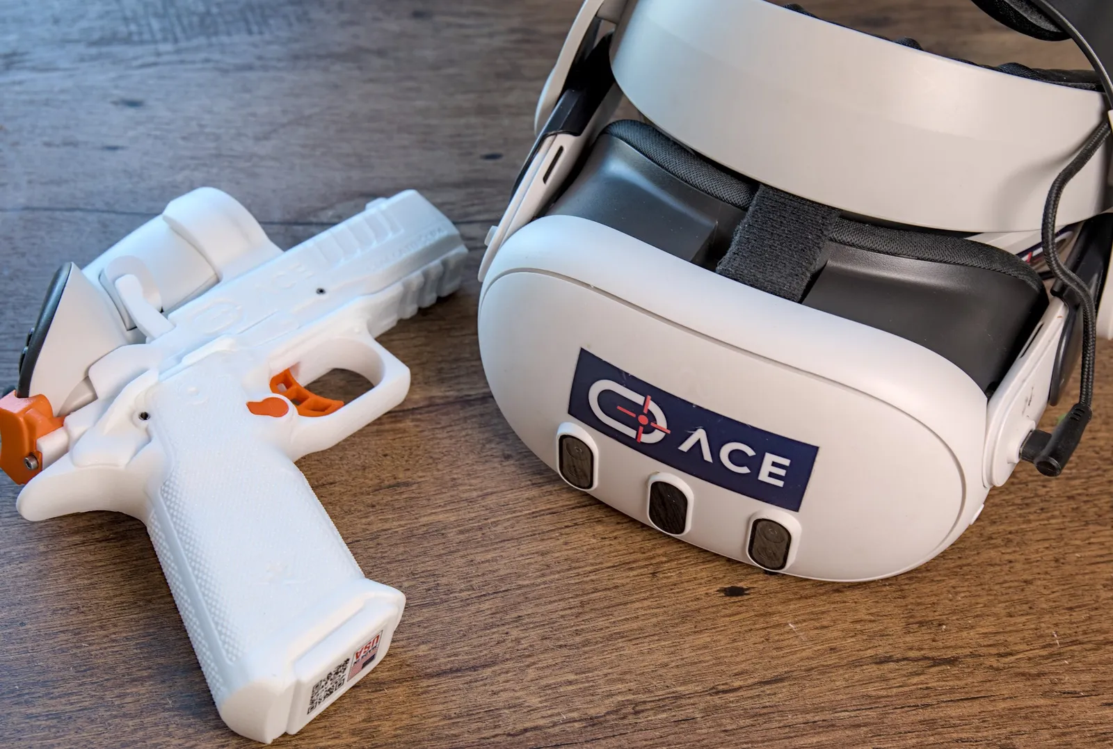 Ace Unveils Licensed Staccato HD P4 Handset